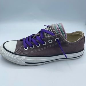 Converse low top women’s size 6.5 grey shoes